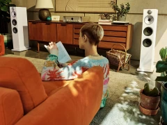 BOWERS & WILKINS 603 S3 WHITE Grīdas akustiskā sistēma