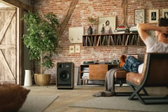 PYLON AUDIO JADE 20th NATURAL VENEER OILWAX AMERICAN WALNUT Grīdas akustiskā sistēma