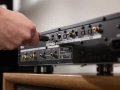 DENON DNP-2000NE BLACK TĪKLA ATSKAŅOTĀJS