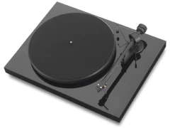 PRO-JECT DEBUT III DC Piano OM5e VINILA PLAŠU ATSKAŅOTĀJS