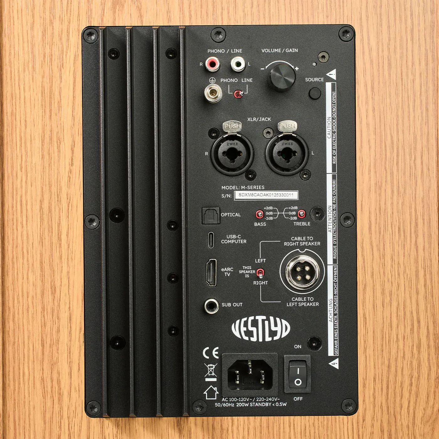 VESTLYD M8C ACTIVE OAK (PVC) Aktīvā akustiskā sistēma