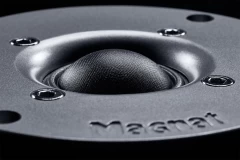 MAGNAT MONITOR REFERENCE 2A Black Aktīvā akustiskā sistēma