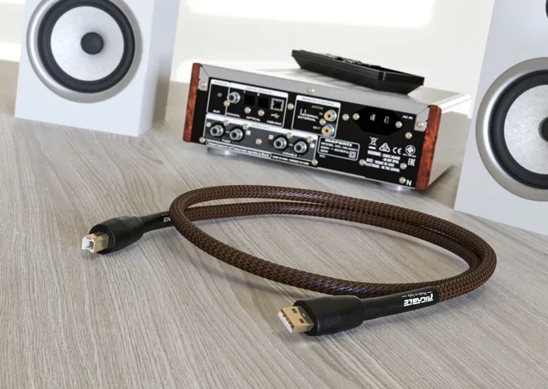 RICABLE COD: 12604 UM15 MAGNUS USB Hi-End Digital Audio Cable USB 2.0 A/B 1.5m STARPBLOKU KABELIS