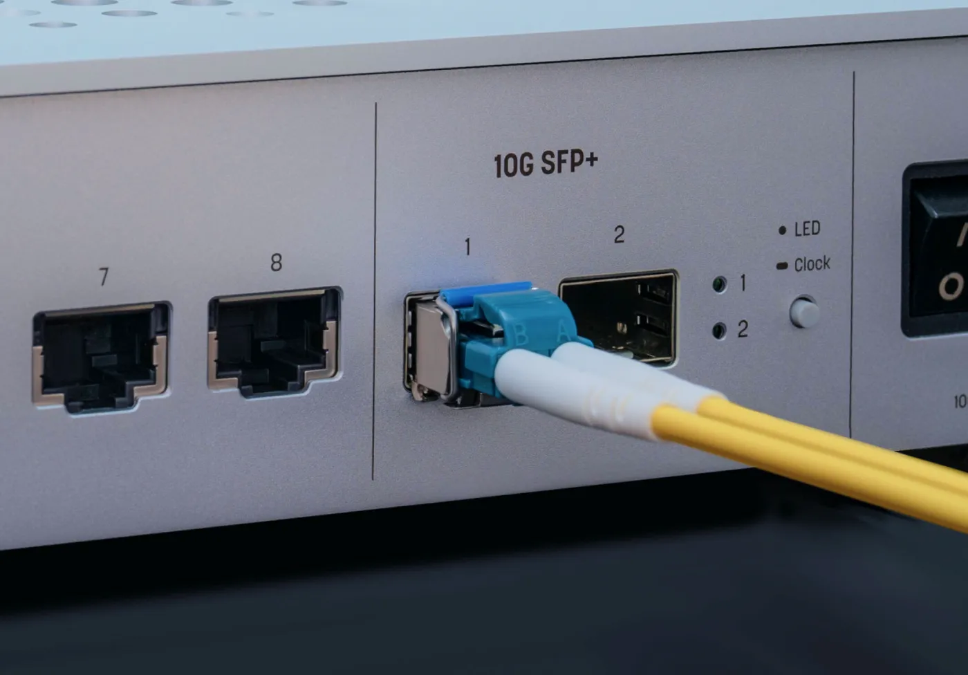 MATRIX AUDIO SS-1 PRO SILVER AUDIO GRADE NETWORK SWITCH ADAPTERIS / PĀRVEIDOTĀJS